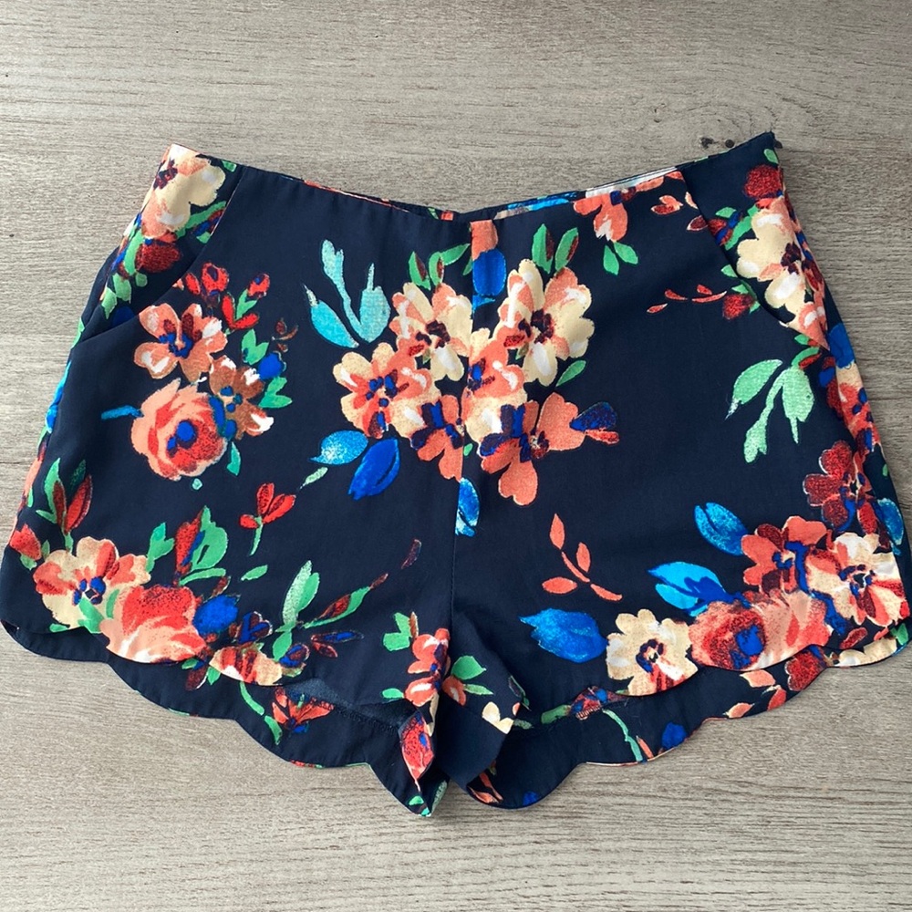 Floral print shorts